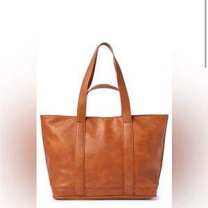 Tuckernuck Urban Originals stay tote